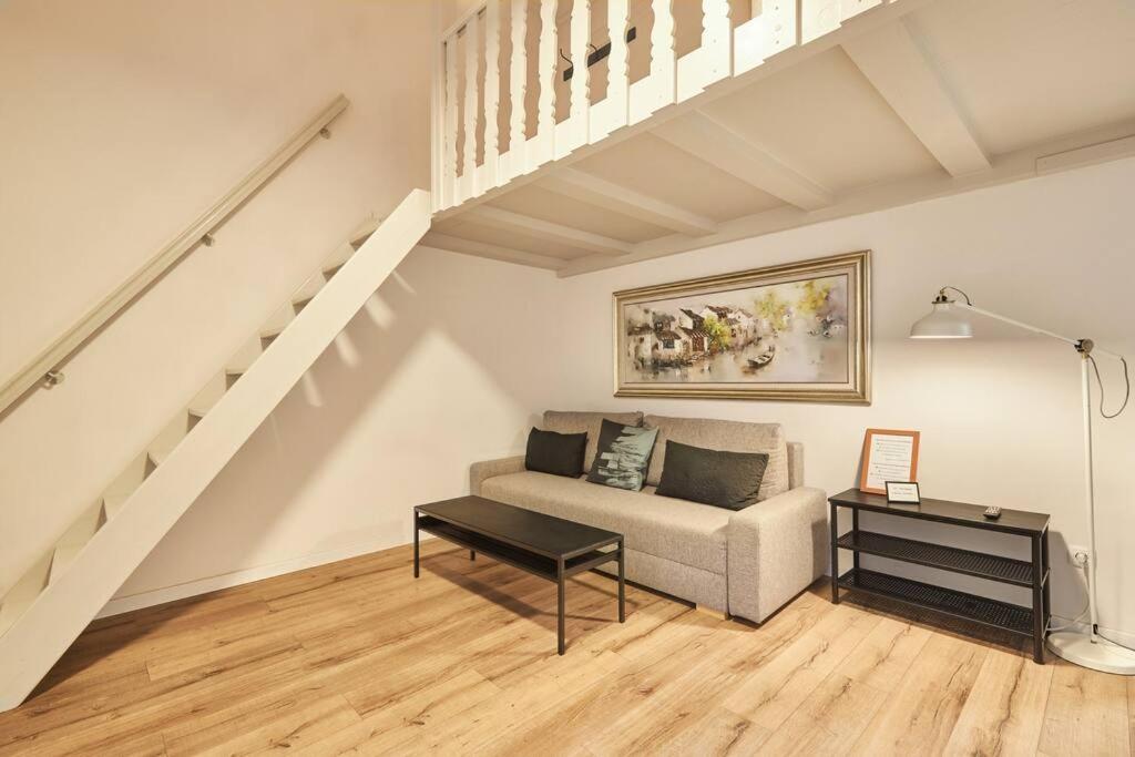 Apartamento Con Encanto En Sol - Madrid #A Ngoại thất bức ảnh